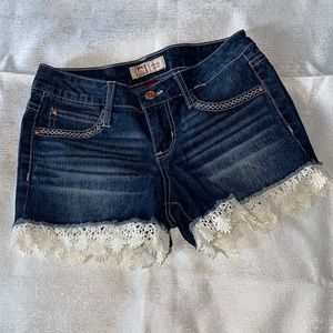lei Blue denim shorts